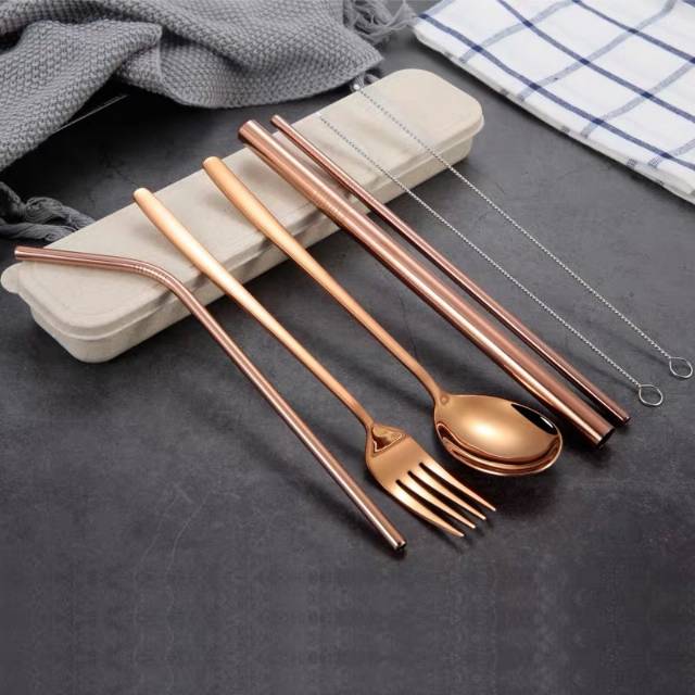 SET DE CUBIERTOS REUTILIZABLES PREMIUM